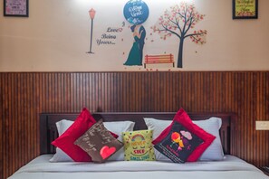 1 slaapkamer, een strijkplank/strijkijzer, wifi, beddengoed