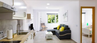 Los Laureles Apartment