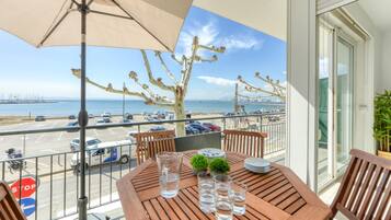 公寓 | 室外用餐