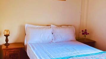 1 chambre, fer et planche Ă repasser, Wi-Fi, draps fournis