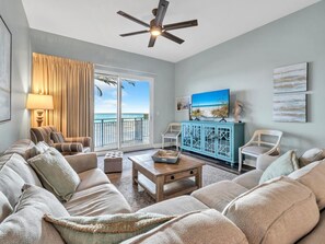 Lejlighed - flere senge (Sterling Breeze 205) | Opholdsområde | Tv