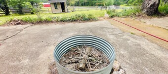 4 BR w/animals & private firepit