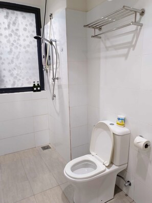 Comfort Studio | Bathroom