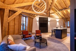 Smart TV, books, offices