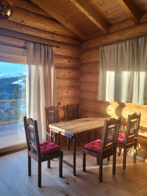 Dining - KlippitzStar Plus panoramic view, sauna, parking, WLAN and much more  (Bad Sankt Leonhard im Lavanttal)