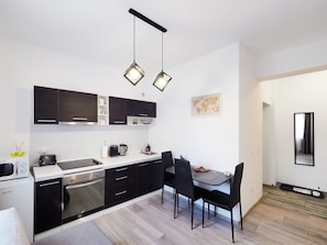 Deluxe Apartment, 1 Bedroom, Non Smoking, Patio | Private kitchen | Electric kettle, toaster - Ben Apartments (Sibiu)