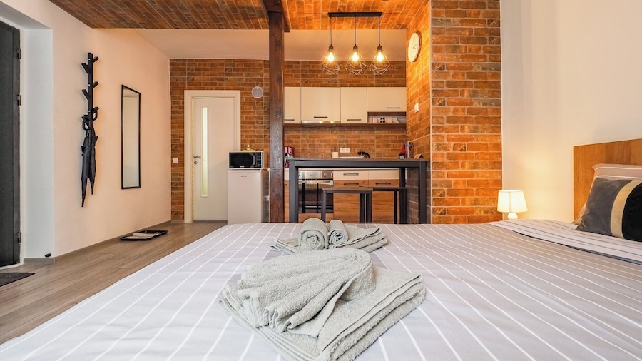 Ben Apartments