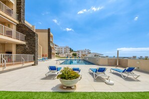 Apartment | Pool | Outdoor pool