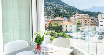 Elegant new Apt with AC, private balcony & garage