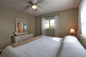 3 bedrooms, WiFi, bed sheets