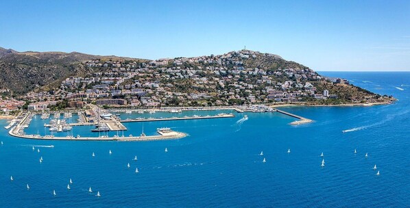 Apartment | View from property - Apartment in Roses Near Canyelles Beach (Roses)