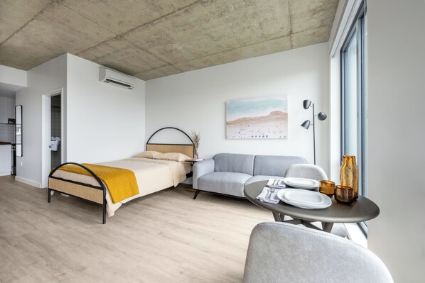 Escrivaninha, Wi-Fi de cortesia, roupa de cama