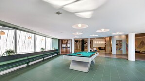 Unclassified image, 5 of 17, button - Dorchester Luxe One-Bedroom (Montreal)