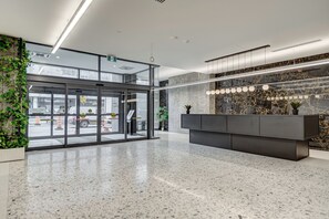 Lobby - Modern Studio at Appartements Dorchester (Montreal)