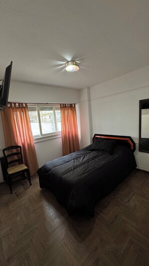 1 多间卧室、WiFi、床单