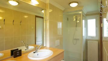 Ferienhaus | Badezimmer
