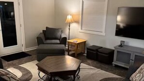 Living area - Broken Willow Bungalow (Eau Claire)