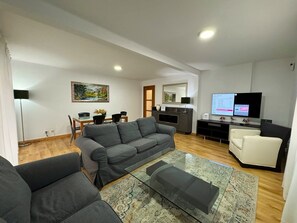 TV - Lodging Barbastro (Salou)