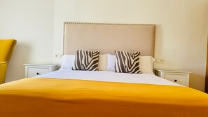 1 slaapkamer, een strijkplank/strijkijzer, wifi, beddengoed