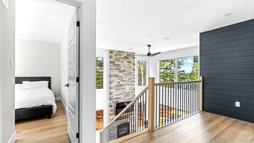 4 Schlafzimmer, Schreibtisch, WLAN, Bettwäsche