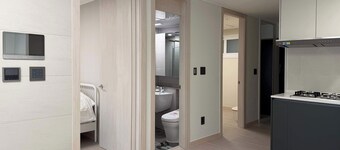 Brand new spacious apt. 2 rooms, line 5/9, Olympic, KSPO, VHS, Asan, Lotte Tower