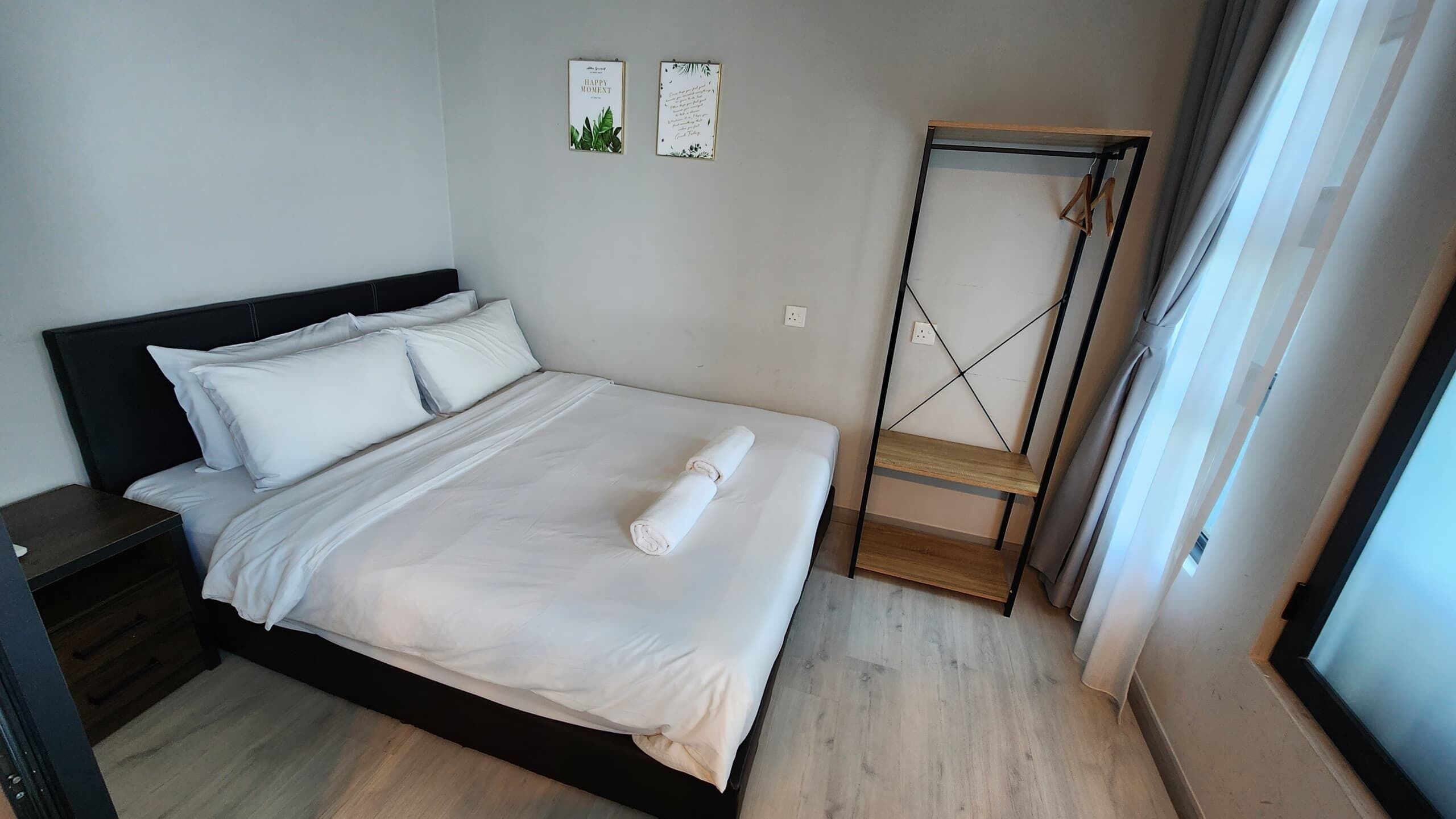 2 多间卧室、熨斗/熨衣板、WiFi、床单