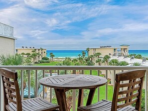 Condo, Multiple Beds (Silver Dunes Penthouse B) | Outdoor dining - Silver Dunes Penthouse B (Destin)