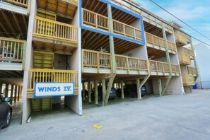 Exterior - Carolina Beach Condo: 24ft Deck, POOL, 2BR/2BA King Beds, 1-Min to Beach (Carolina Beach)