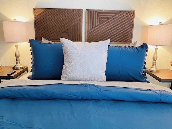 3 bedrooms, iron/ironing board, WiFi, bed sheets - Westgate Retreat Perfectly Located off I-40 (Amarillo)