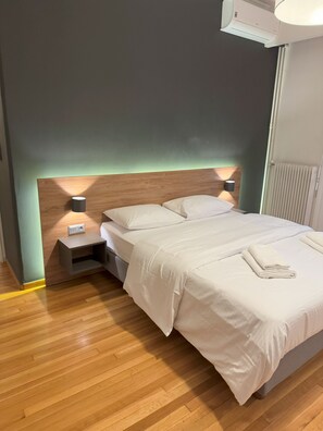 2 chambres, fer et planche à repasser, Wi-Fi, literie fournie