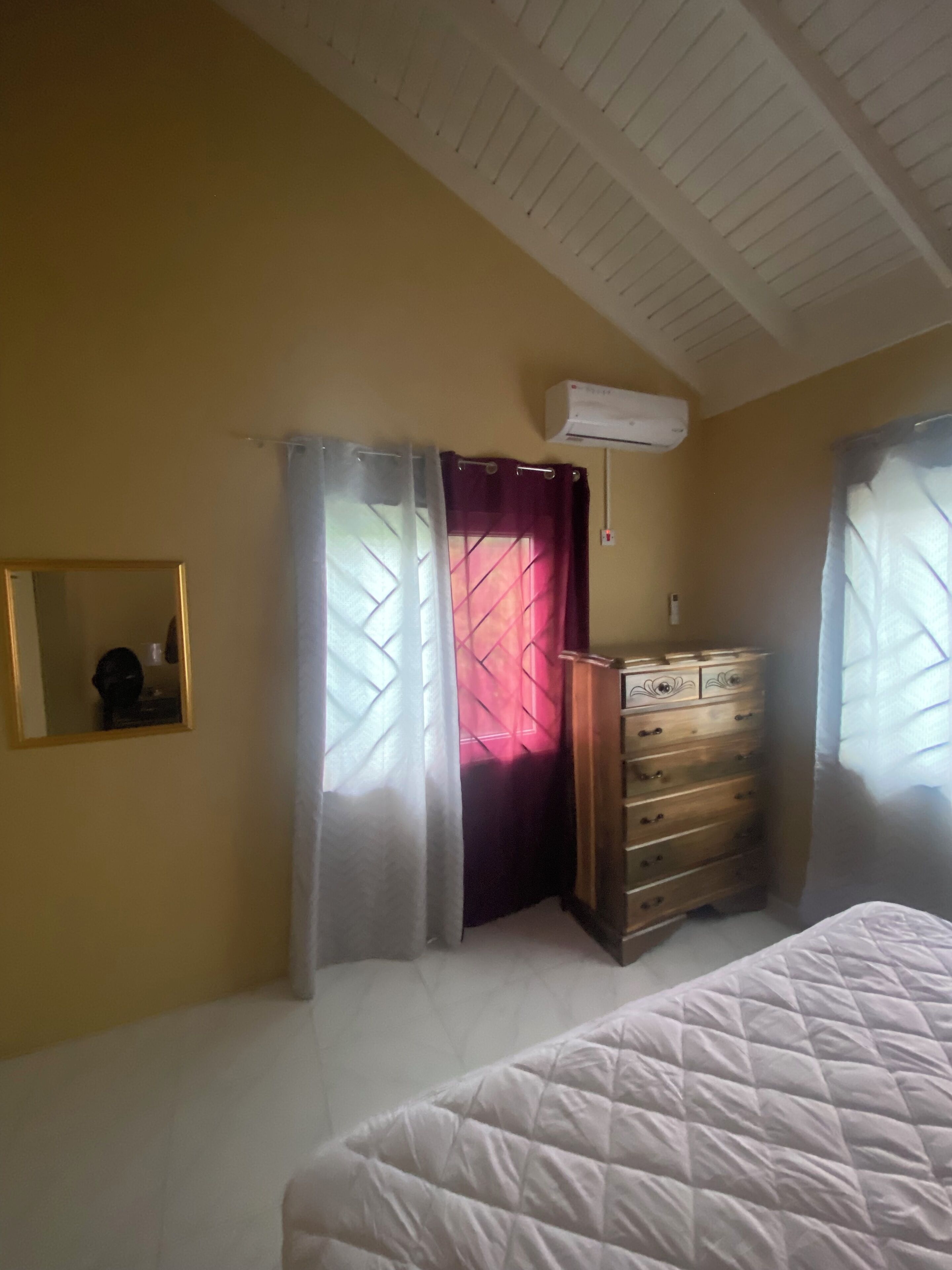2 chambres, fer et planche à repasser, Wi-Fi gratuit, draps fournis