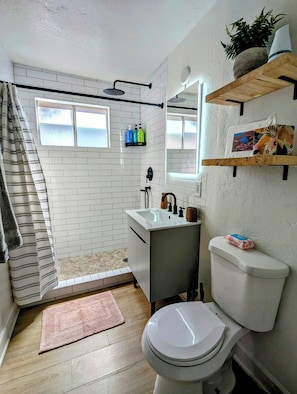 Towels, soap, toilet paper