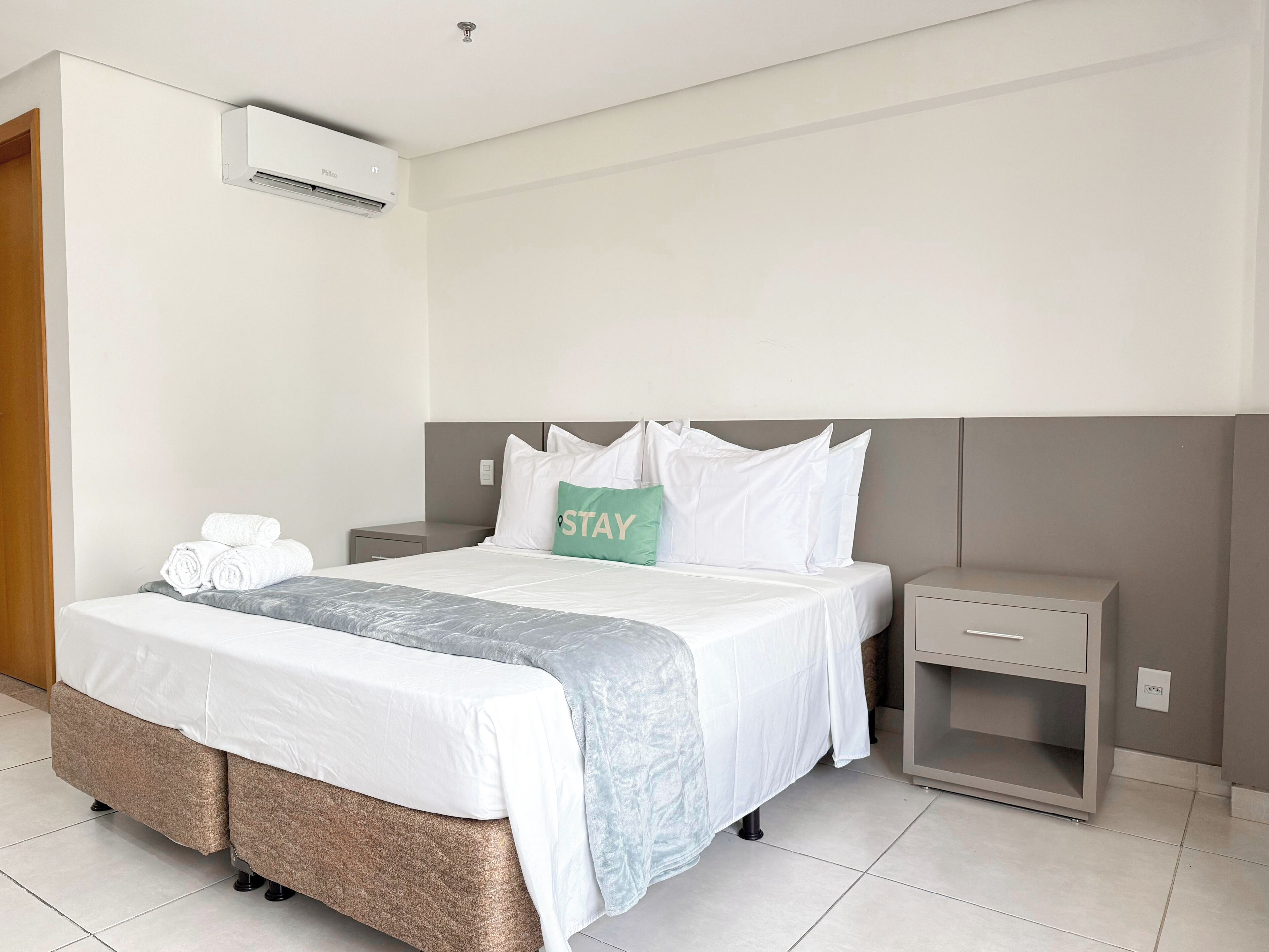 1 bedroom, in-room safe, individually decorated, individually furnished