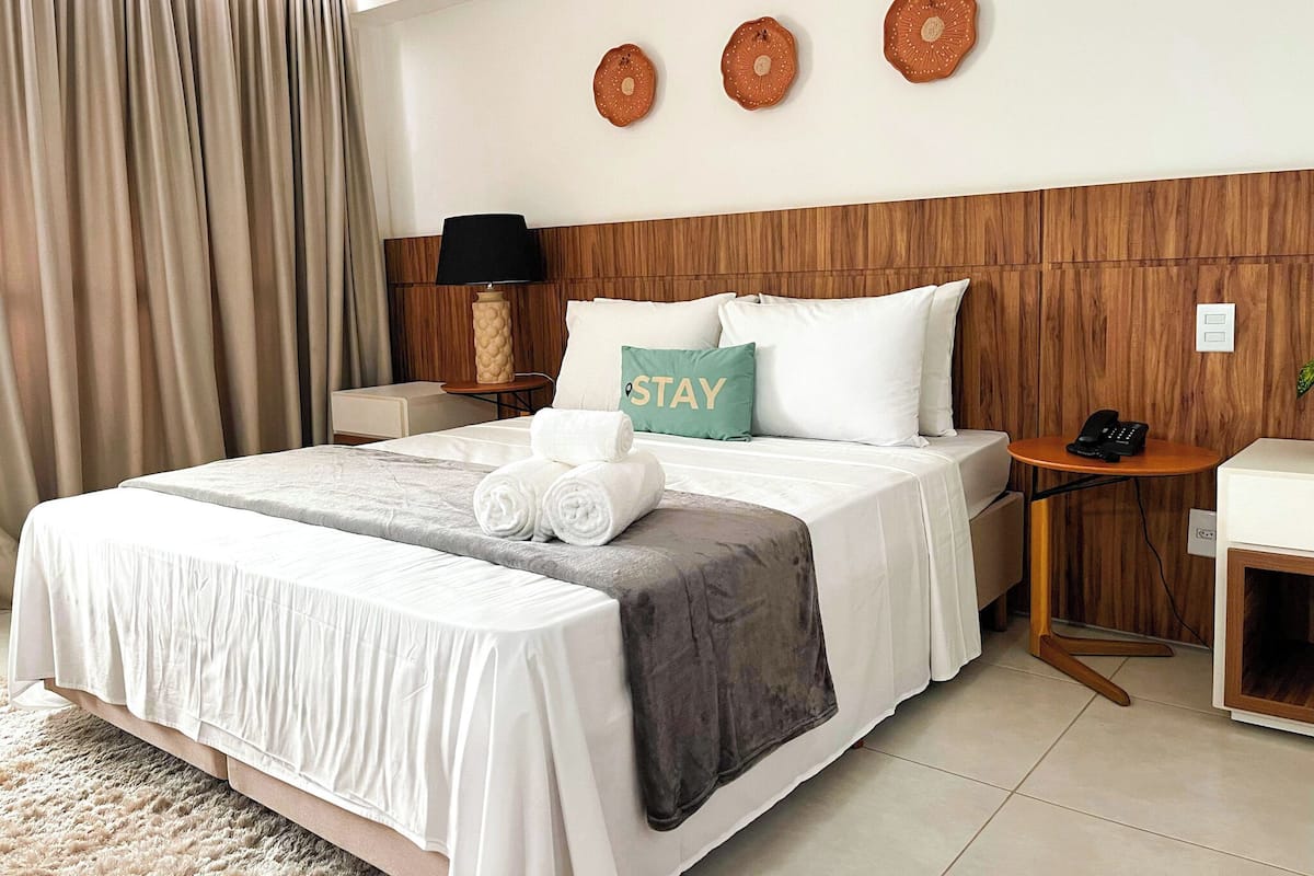 Executive Apartment | 1 bedroom, in-room safe, individually decorated, individually furnished