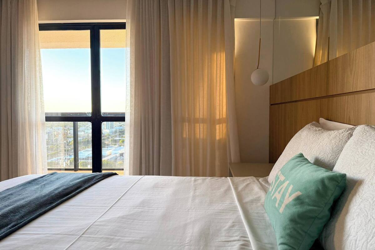 Apartamento superior | 1 quarto, cofres nos quartos, individualmente decorados
