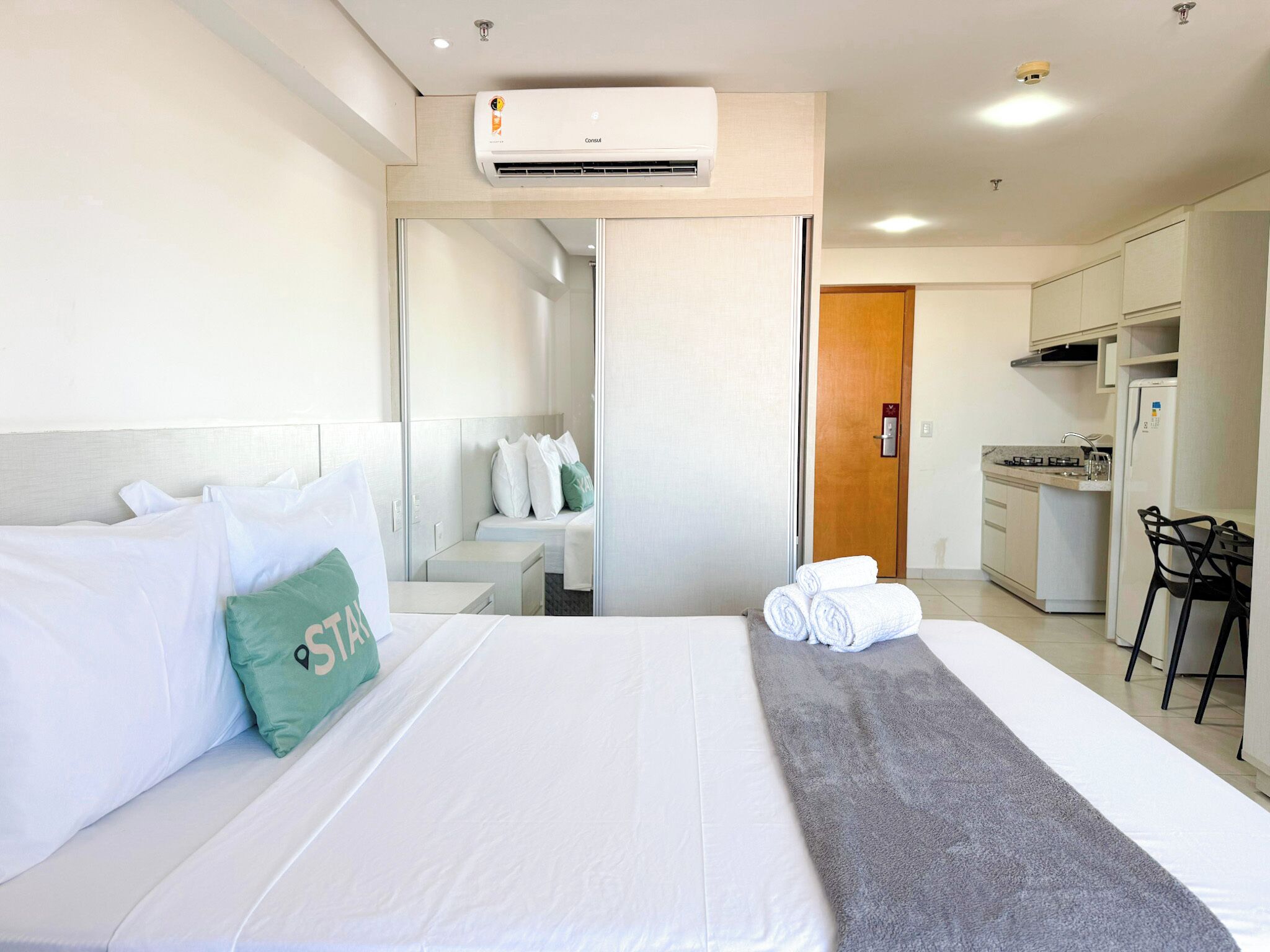 1 bedroom, in-room safe, individually decorated, individually furnished