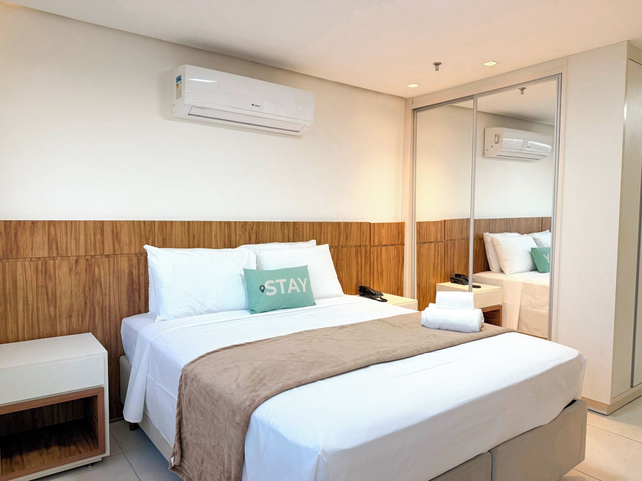 Deluxe Apartment, 1 Bedroom, Balcony, City View | 1 bedroom, in-room safe, individually decorated, individually furnished