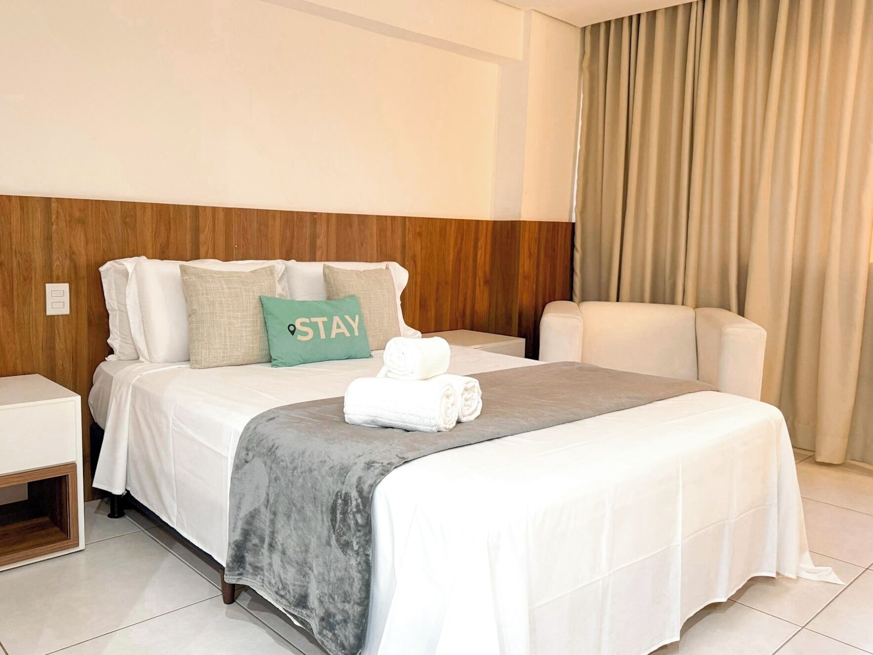 Executive Apartment | 1 bedroom, in-room safe, individually decorated, individually furnished