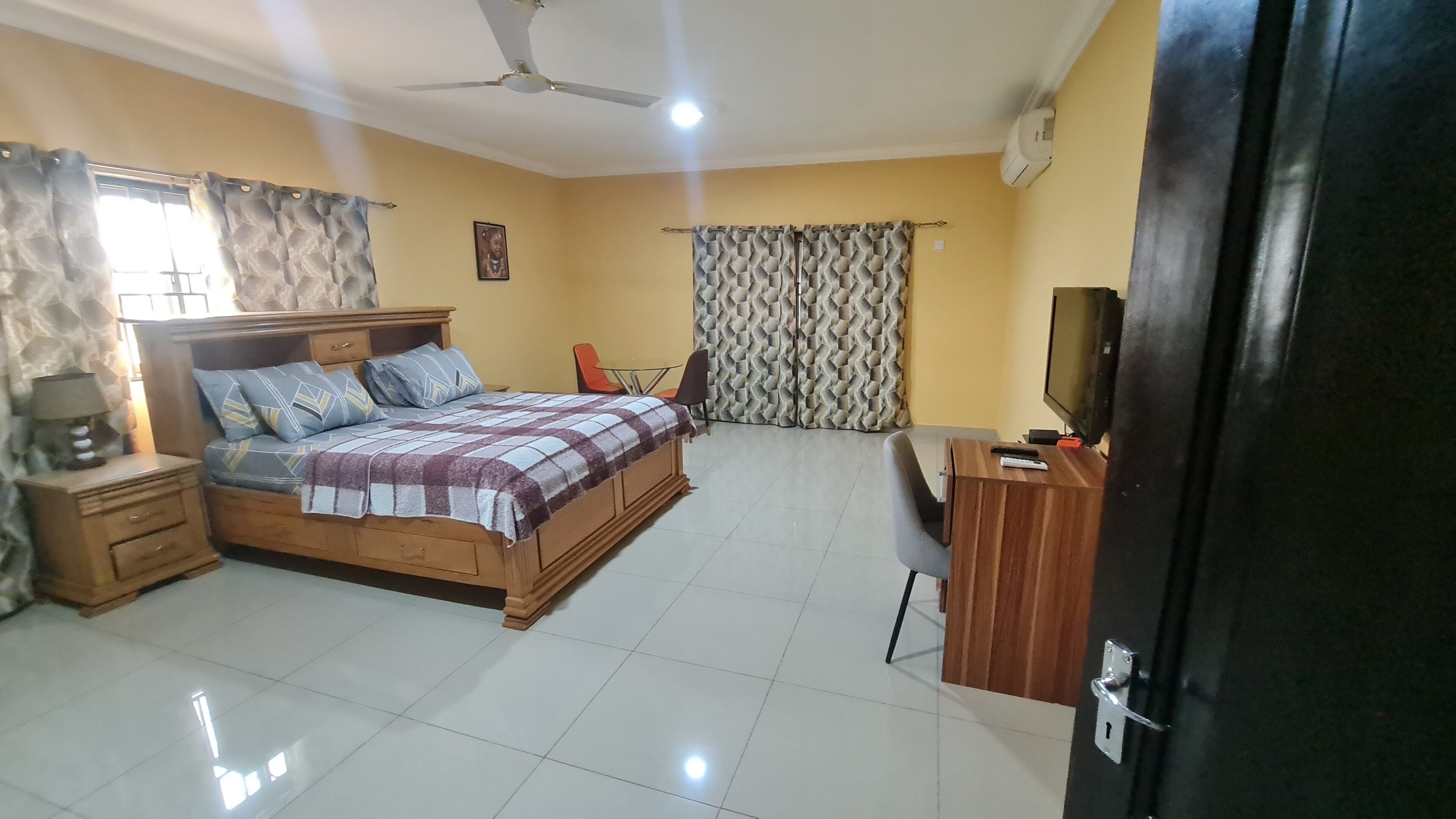 Coffres-forts dans les chambres, décoration personnalisée