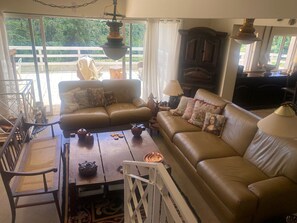 TV, peis og bordtennis