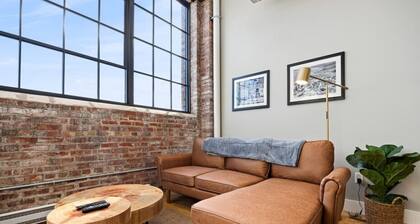Cooperage 214 | Mid-century 1BD Loft | Peoria