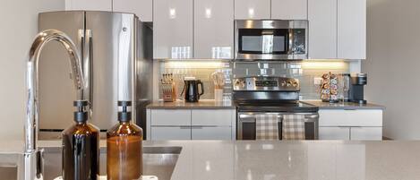 Microwave, oven, stovetop, dishwasher