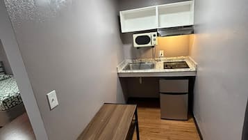 Habitació doble Comfort | Zona de menjador de l'habitació