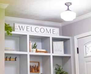 المنشأة من الداخل