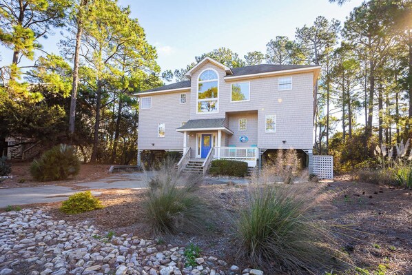 Exterior - 4min Walk to Beach with Resort Pool, Gym, Hot Tub (Corolla)