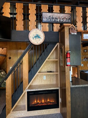 Interior - Cozy A-Frame cabin in Hayward on Chippewa Flowage, sleeps 6, RV electrical (Hayward)