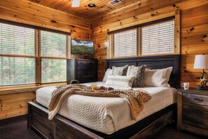 3 dormitorios, tabla de planchar con plancha, wifi gratis y ropa de cama