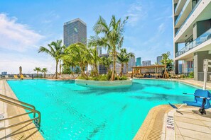 Deluxe Apartment, 2 Bedrooms, City View | Premium bedding, blackout drapes, iron/ironing board, free WiFi - Lux Studio W City Views and Pool (Miami)