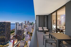 Appartement luxueux, 3 chambres, vue sur l’océan | Vue sur la ville