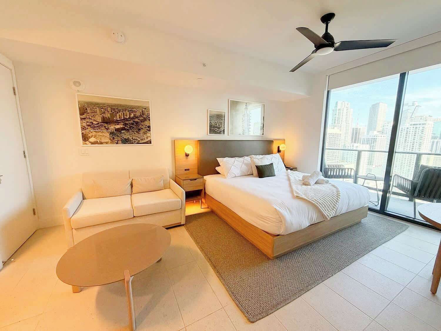 Deluxe Studio Suite | Premium bedding, blackout drapes, iron/ironing board, free WiFi